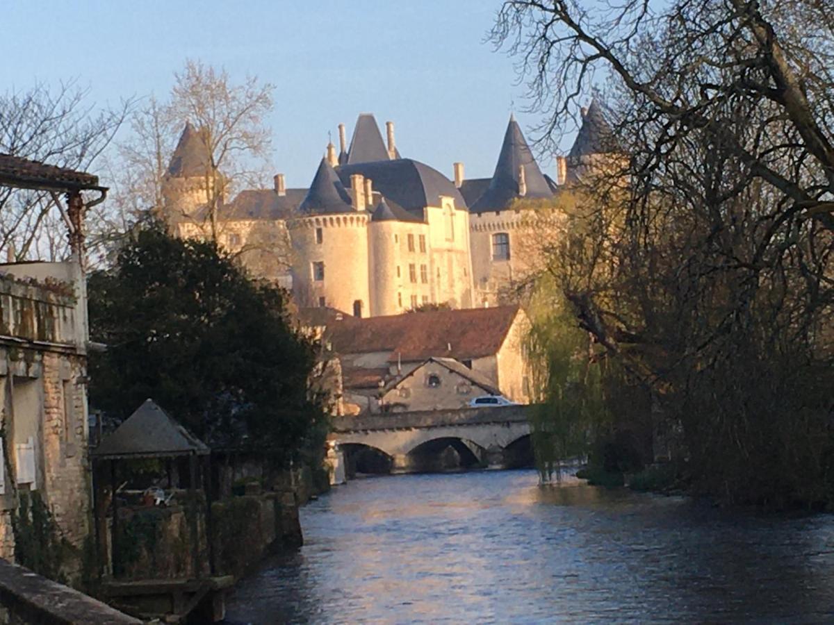 Riverview Apartment Verteuil-sur-Charente Exterior foto